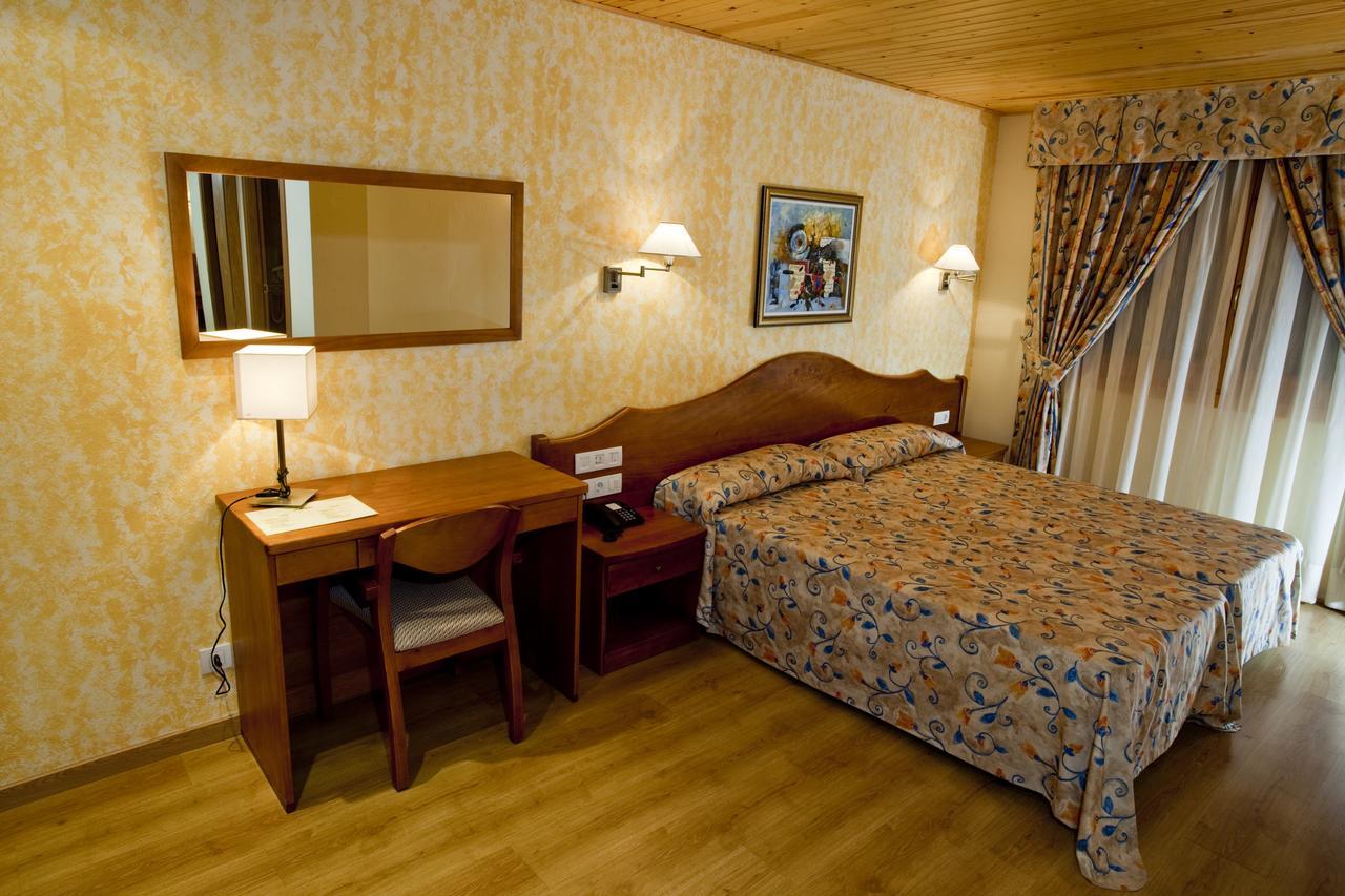 Hotel Montseny Espuy Esterno foto